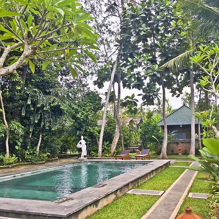 Wana Ukir Ubud Buitenkant foto
