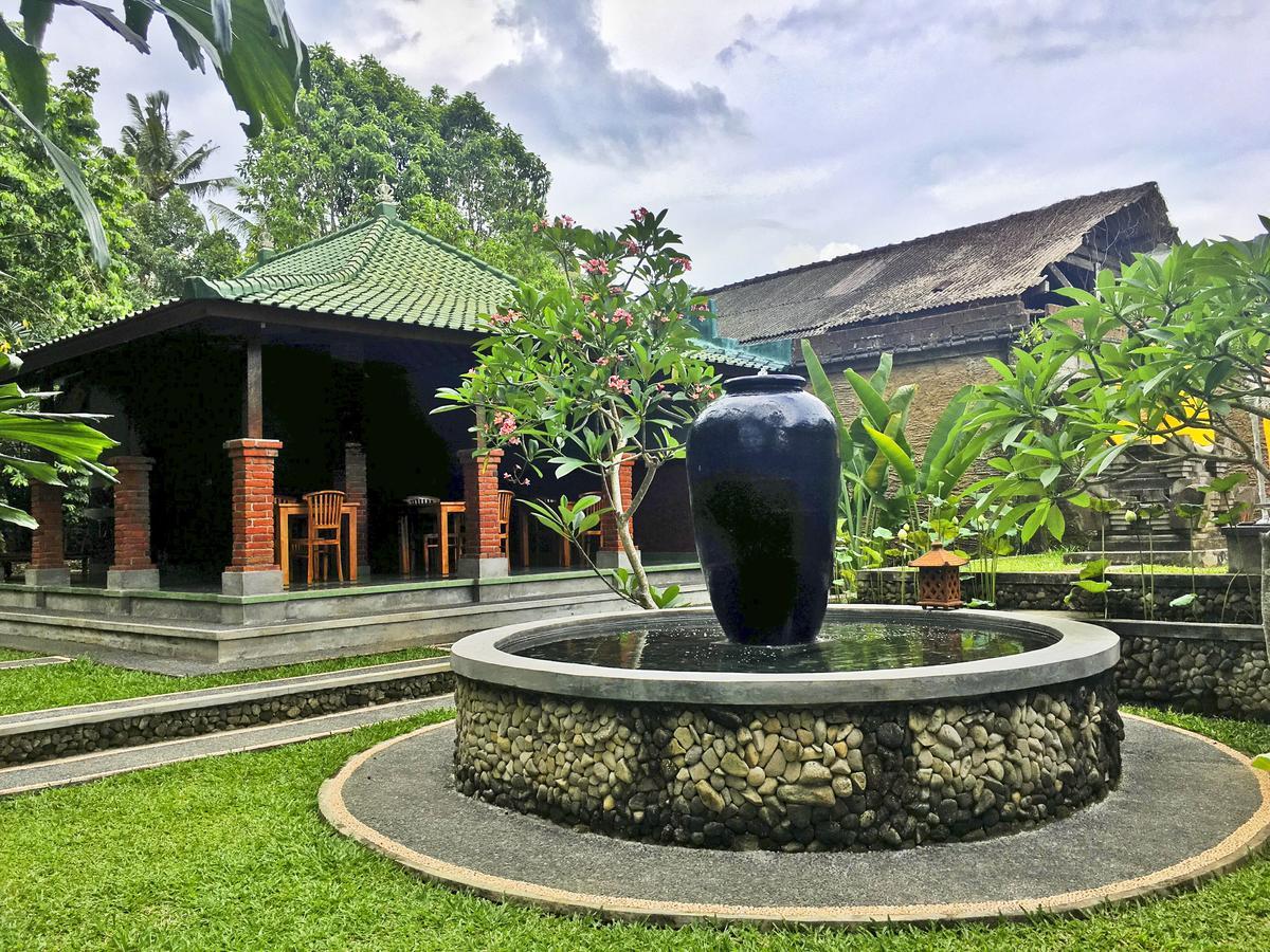 Wana Ukir Ubud Buitenkant foto
